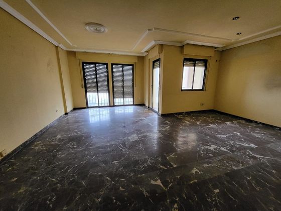 Foto 2 de Pis en venda a Mengíbar de 3 habitacions amb balcó i ascensor