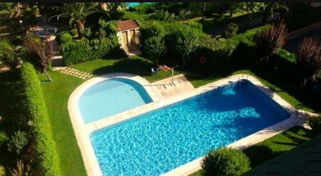 Foto 1 de Piso en venta en Úbeda de 4 habitaciones con terraza y piscina