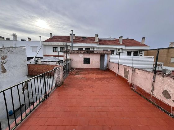 Foto 1 de Venta de casa en Valenzuela de 4 habitaciones con terraza