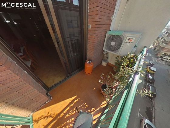 Foto 2 de Pis en venda a Caldes de Montbui de 3 habitacions amb balcó i aire acondicionat