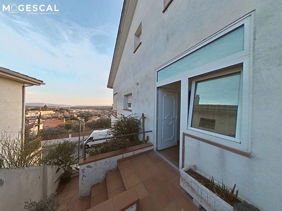 Foto 2 de Casa en venda a Caldes de Montbui de 4 habitacions amb terrassa i garatge