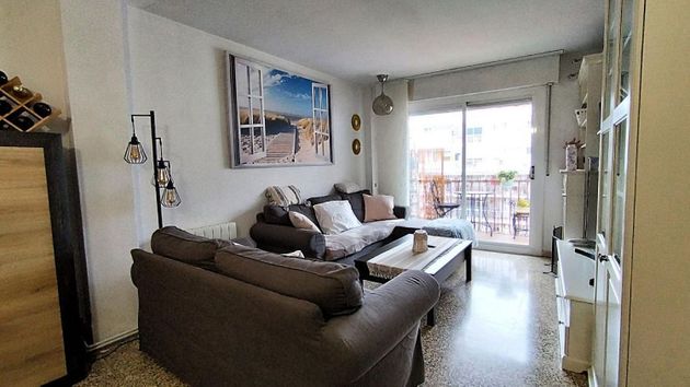 Foto 2 de Ático en venta en Can Palet de 4 habitaciones con balcón y aire acondicionado