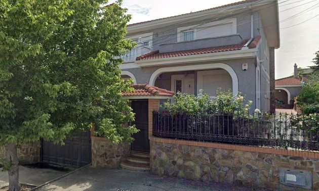 Foto 2 de Casa en venda a calle Barcelona de 3 habitacions amb terrassa i piscina