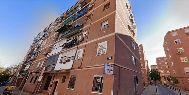 Foto 1 de Pis en venda a calle Del Jazmín de 3 habitacions amb terrassa