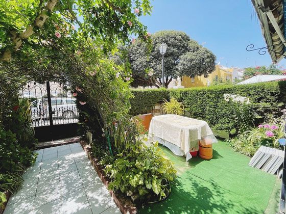 Foto 1 de Venta de casa en Los Boliches de 4 habitaciones con terraza y piscina