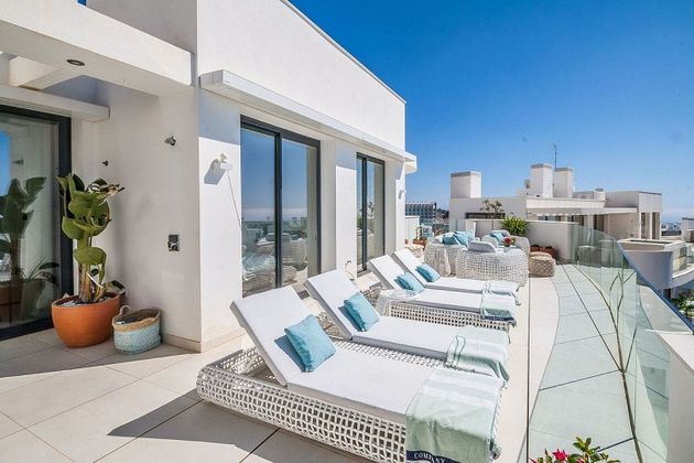 Foto 2 de Àtic en venda a El Higuerón de 3 habitacions amb terrassa i piscina