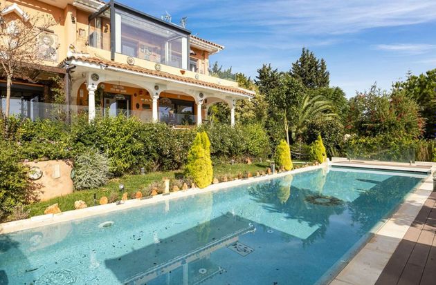Foto 1 de Casa en venda a Zona el Higuerón de 7 habitacions amb terrassa i piscina
