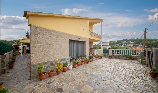 Foto 2 de Xalet en venda a Costa Cunit - Els Jardins - Els  Rosers de 4 habitacions amb terrassa i garatge
