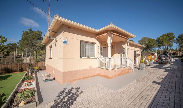 Foto 2 de Xalet en venda a Torrelles de Foix de 2 habitacions amb terrassa i piscina