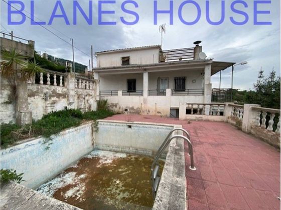 Foto 1 de Casa en venda a Riudarenes de 3 habitacions amb terrassa i piscina