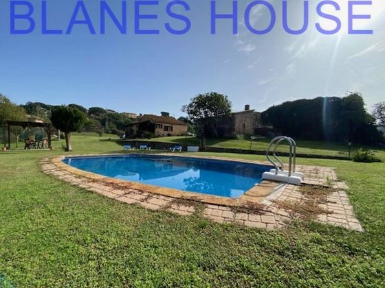 Foto 1 de Casa rural en venda a Residencial Park de 3 habitacions amb terrassa i piscina