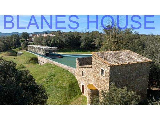 Foto 2 de Casa rural en venda a Llagostera de 8 habitacions amb terrassa i piscina