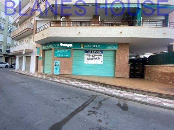 Foto 1 de Local en venda a calle Isaac Albeniz de 427 m²