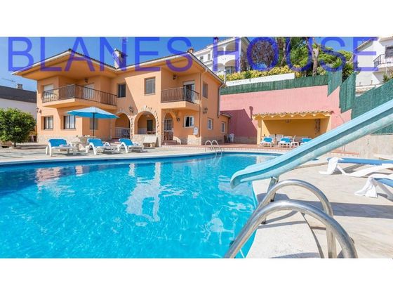 Foto 1 de Casa en venta en Urbanitzacions de 7 habitaciones con terraza y piscina