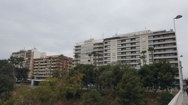 Foto 1 de Pis en venda a Pont Nou - Corazón de Jesús de 6 habitacions amb balcó i aire acondicionat