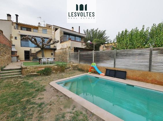 Foto 1 de Venta de chalet en Corçà de 3 habitaciones con terraza y piscina