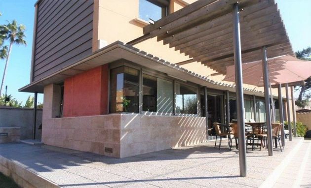 Foto 2 de Chalet en venta en Vilassar de Mar de 4 habitaciones con terraza y garaje