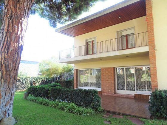 Foto 2 de Xalet en venda a Vilassar de Mar de 6 habitacions amb terrassa i piscina
