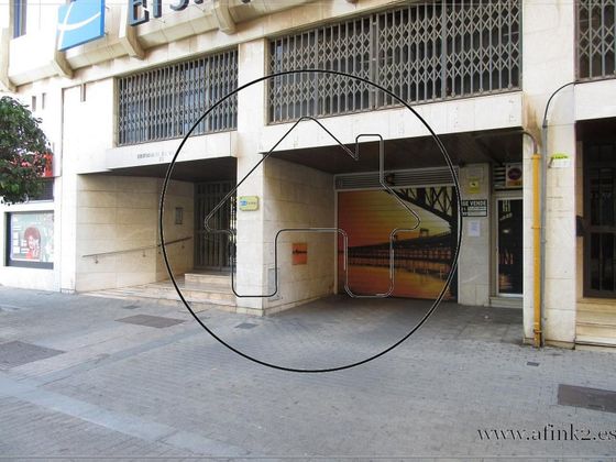 Foto 2 de Garatge en venda a calle Marina de 13 m²