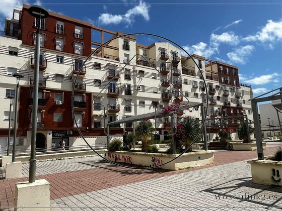 Foto 1 de Pis en venda a plaza Don Miguel de 3 habitacions amb balcó i aire acondicionat