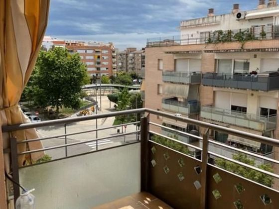 Foto 2 de Pis en venda a Sant Pere Nord de 3 habitacions amb terrassa i garatge