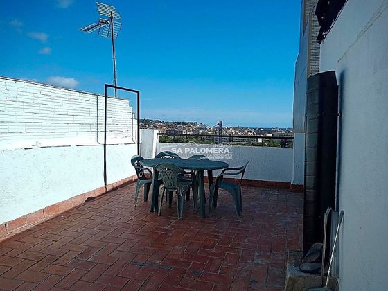 Foto 2 de Casa en venta en Puigventós de 2 habitaciones con terraza y balcón