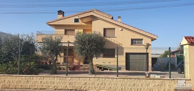 Foto 1 de Xalet en venda a Casillas de 5 habitacions amb terrassa i garatge