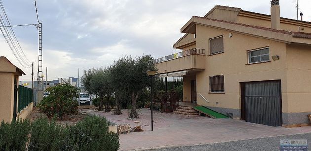 Foto 2 de Xalet en venda a Casillas de 5 habitacions amb terrassa i garatge