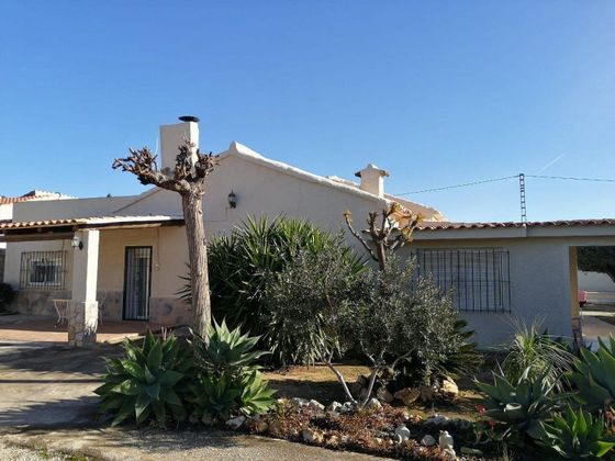 Foto 1 de Chalet en venta en Moralet - Cañada del Fenollar de 7 habitaciones con piscina y aire acondicionado