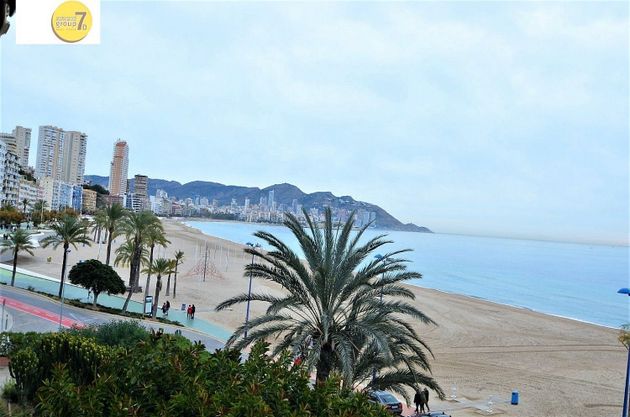Foto 2 de Pis en venda a Playa de Poniente de 4 habitacions amb terrassa i piscina