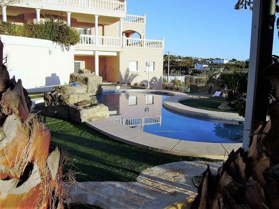 Foto 1 de Venta de chalet en Pueblo Poniente de 7 habitaciones con terraza y piscina