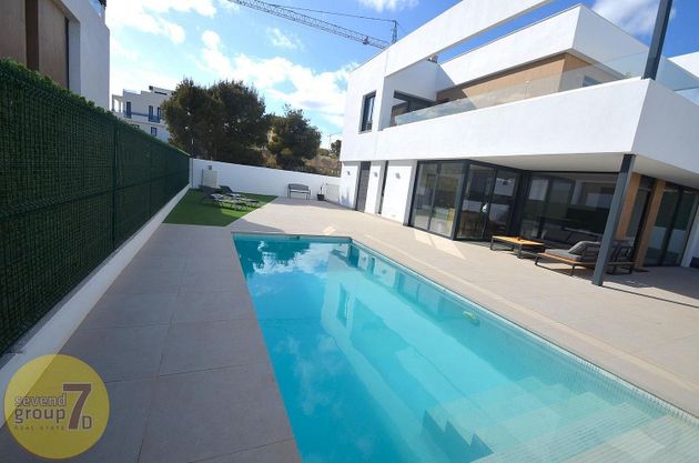 Foto 2 de Xalet en venda a Cala de Finestrat de 3 habitacions amb terrassa i piscina