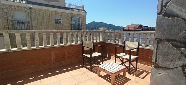 Foto 1 de Pis en venda a Sant Vicenç dels Horts de 3 habitacions amb terrassa i aire acondicionat