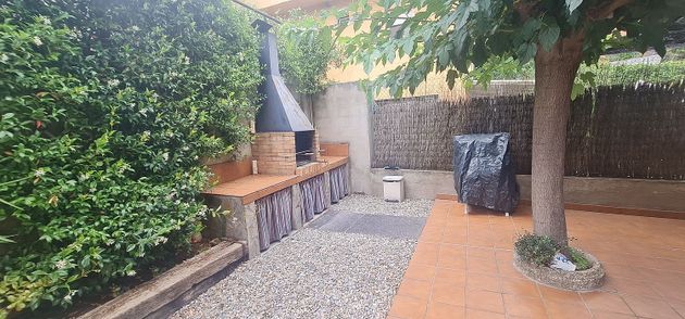 Foto 2 de Xalet en venda a Castellnou - Can Mir - Sant Muç de 4 habitacions amb terrassa i garatge