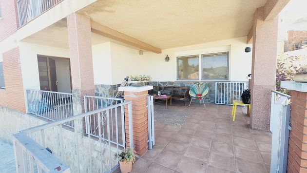 Foto 2 de Xalet en venda a Castellbisbal de 6 habitacions amb terrassa i piscina