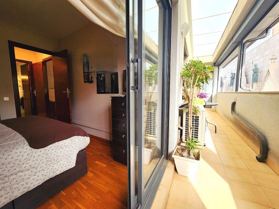 Foto 2 de Àtic en venda a Barri del Centre de 3 habitacions amb terrassa i aire acondicionat