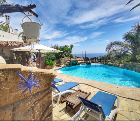 Foto 2 de Xalet en venda a Pueblo Español-Coveta Fumá de 9 habitacions amb terrassa i piscina
