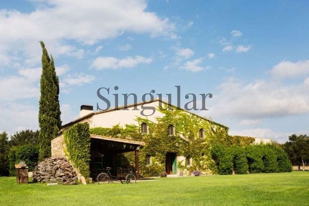 Foto 2 de Casa rural en venda a Cassà de la Selva de 6 habitacions amb terrassa i piscina