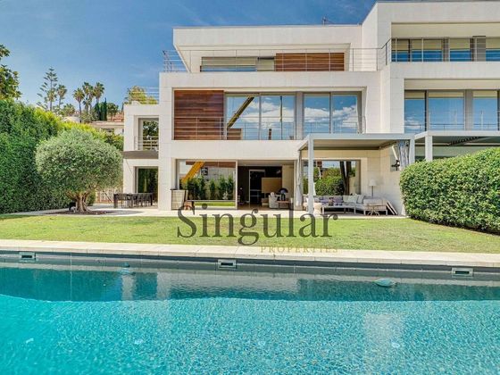 Foto 1 de Casa en venda a Ciutat Diagonal - La Miranda - La Mallola de 6 habitacions amb terrassa i piscina