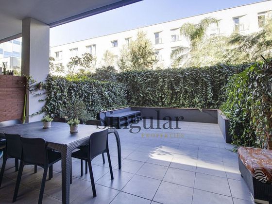 Foto 1 de Venta de dúplex en La Barceloneta de 4 habitaciones con terraza y aire acondicionado