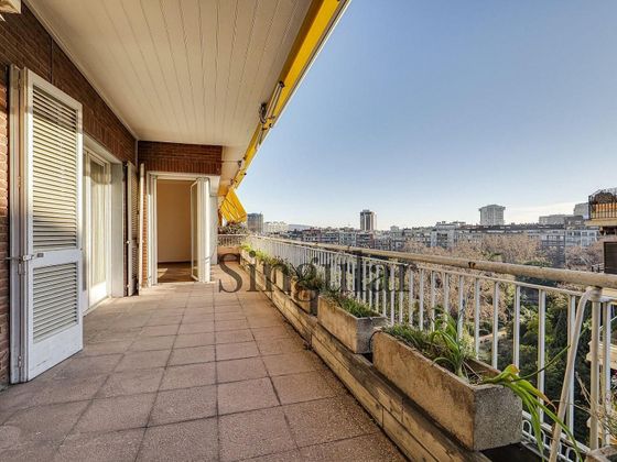 Foto 1 de Pis en venda a Sant Gervasi - Galvany de 7 habitacions amb terrassa i balcó