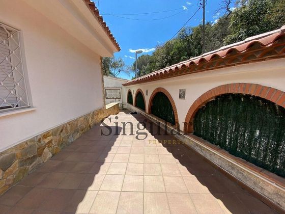Foto 2 de Xalet en venda a Roca Grossa - Serra Brava de 4 habitacions amb terrassa i garatge