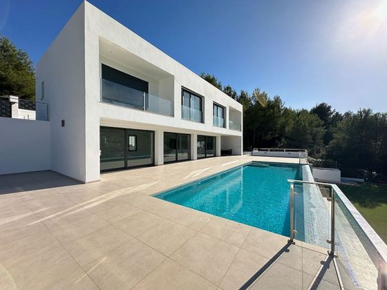Foto 1 de Casa en venta en Partides comunes - Adsubia de 5 habitaciones con terraza y piscina