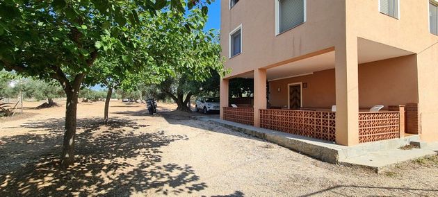 Foto 2 de Piso en venta en Perelló, el (Tar) de 4 habitaciones con terraza y jardín