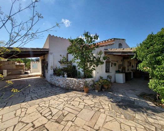 Foto 1 de Casa rural en venta en Perelló, el (Tar) de 2 habitaciones con terraza y jardín