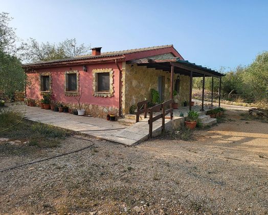 Foto 1 de Casa rural en venta en Perelló, el (Tar) de 4 habitaciones con terraza y jardín
