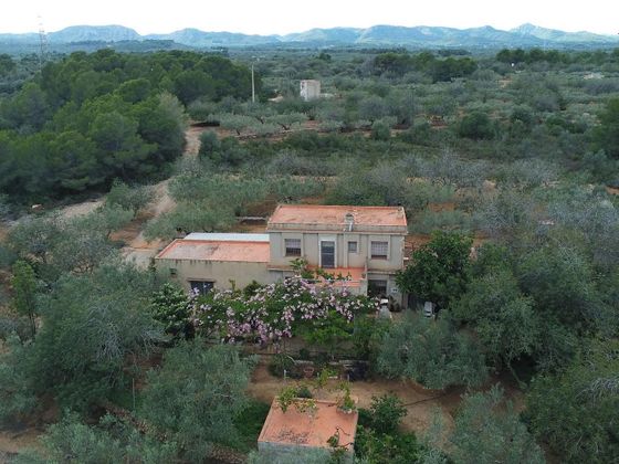 Foto 2 de Casa rural en venta en Perelló, el (Tar) de 3 habitaciones con terraza y piscina