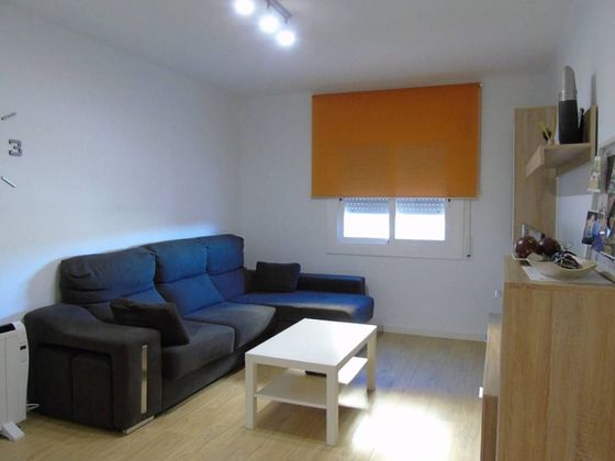 Foto 2 de Venta de piso en Balenyà de 3 habitaciones con balcón y calefacción