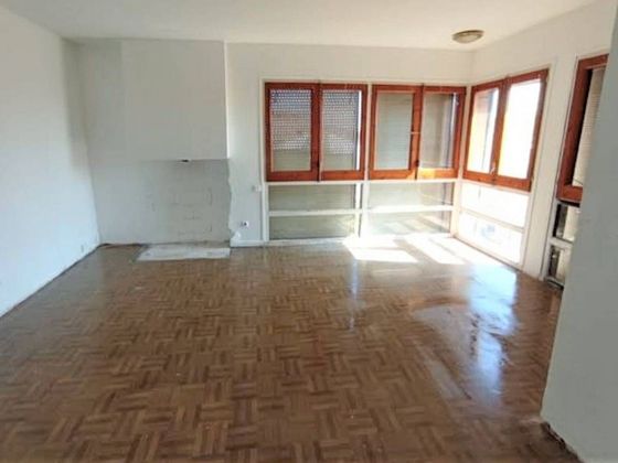 Foto 1 de Venta de piso en Prats de Lluçanès de 4 habitaciones con terraza y ascensor