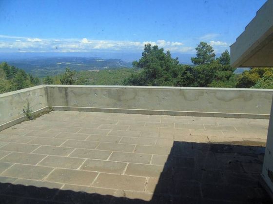 Foto 2 de Chalet en venta en Muntanyola de 4 habitaciones con terraza y piscina